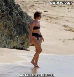 Emma Watson Straight Small Breasts Emma Watson Actress