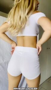 Greatmoongirl Busty Blonde Big Breasts Bisexual