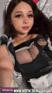 Itscayyay Busty Content Creator Black Hair Huge Breasts