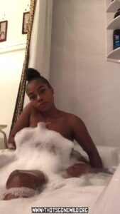 Thelifeofmalij Brown Eyes Black Hair Huge Breasts